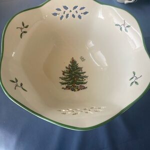 Spode Green and Cream Christmas Tree Bowl